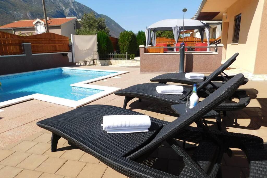 Holiday Home Jass Near Makarska Zagvozd Exterior foto