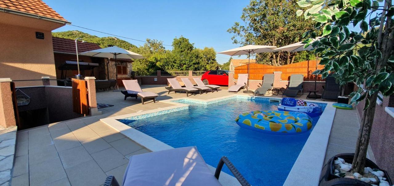 Holiday Home Jass Near Makarska Zagvozd Exterior foto